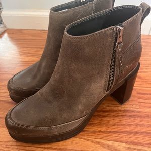 Sorel booties, Olive green
